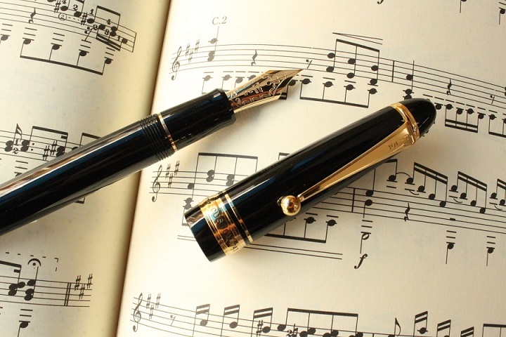 PILOT（パイロット） 万年筆 カスタム743 ブラック FKK-3000R-B ペン種