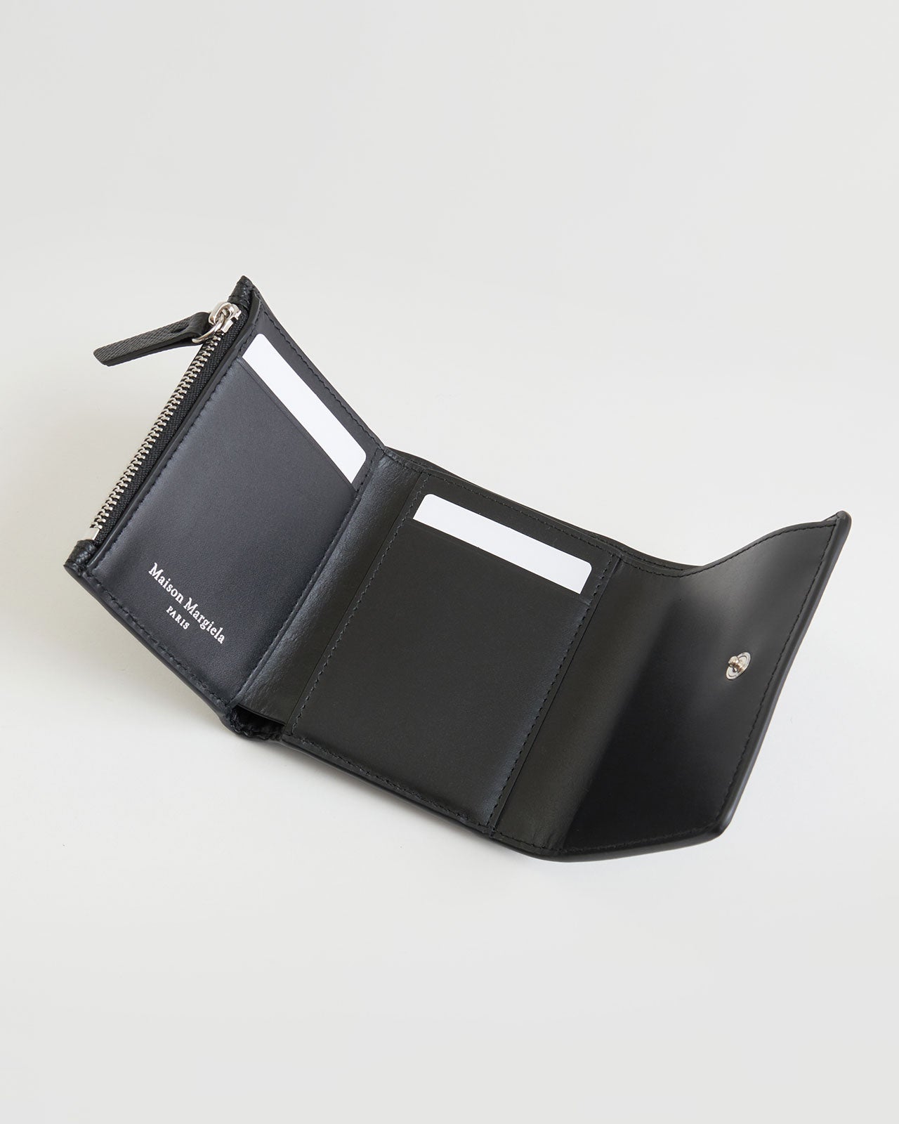 30%OFF】Maison Margiela ZIP COMPACT TRI FOLD – Shinzone