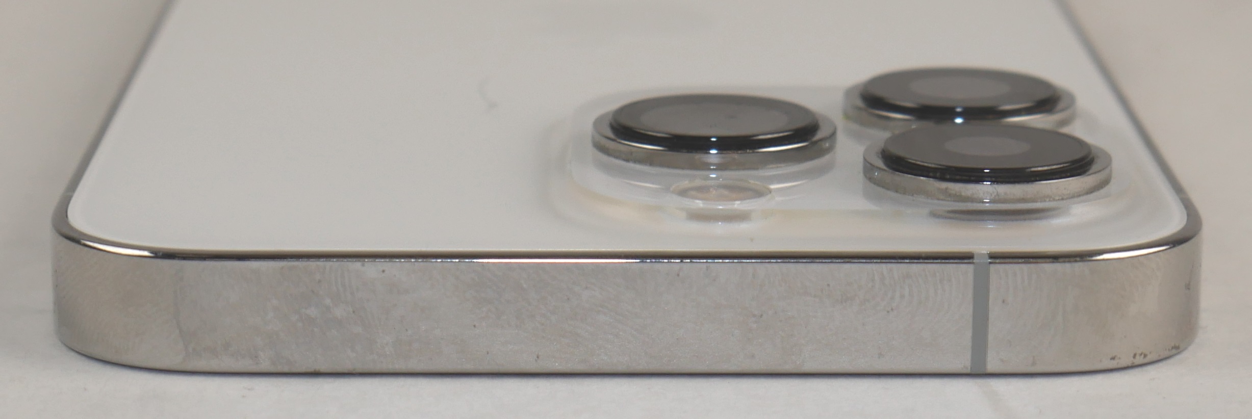 Apple iPhone 13 Pro 128GB Silver MLQJ3LL/A Grade C UNLOCKED NO SIM