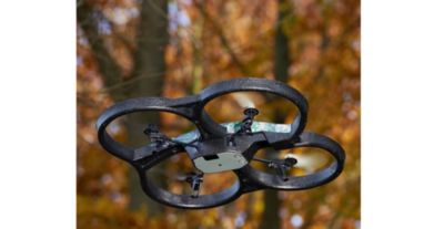 AR.Drone ドローン 次々登場する小型家庭用ドローン：AR.Droneの「兄弟