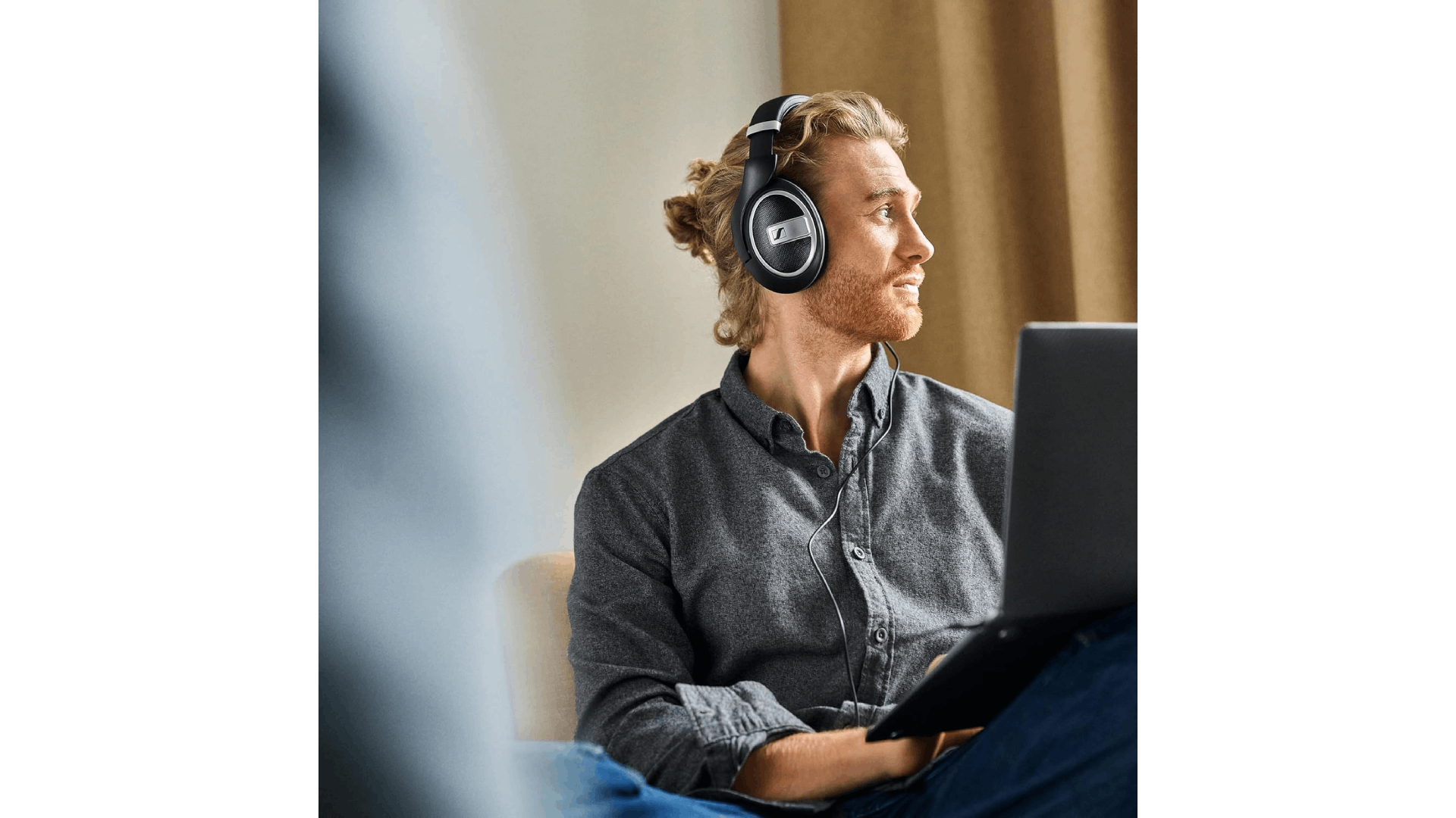 快適な装着感を実現したオープン型ヘッドホン「ゼンハイザー HD 599 SE