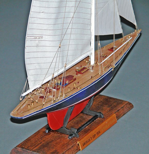 アメリカズカップ1934 エンデバー帆船模型 AMATI