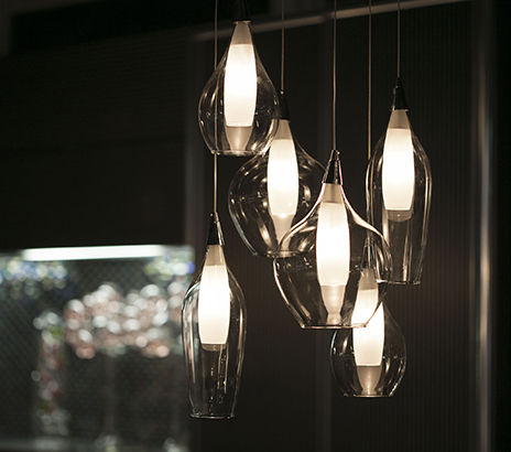 ヴィンテージシャンデリア 5灯LED付 フロストガラスと真鍮と