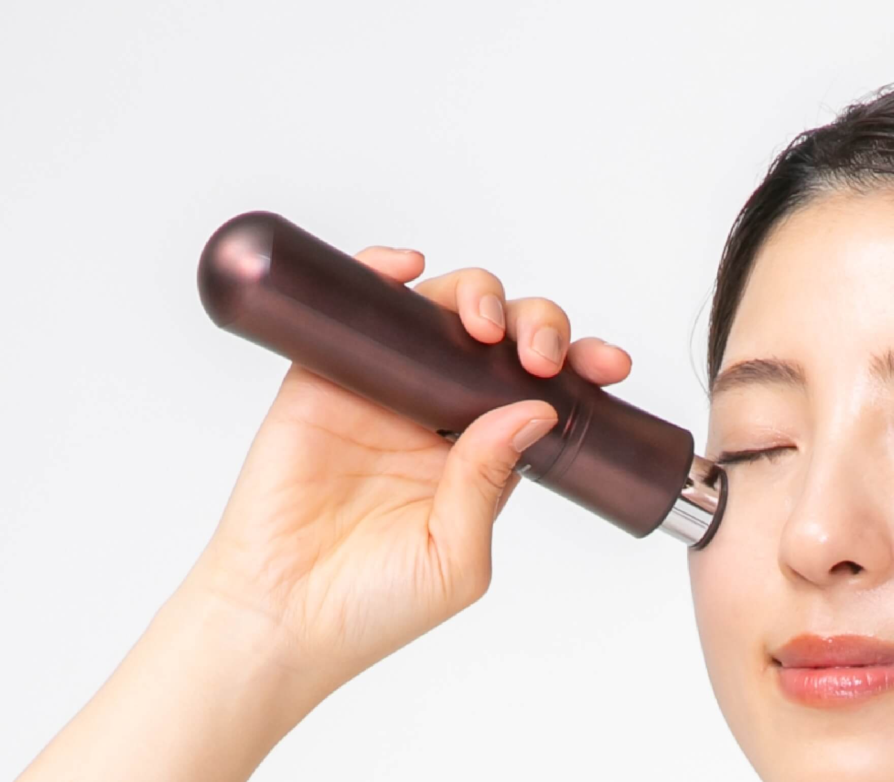 ボディ・フェイスケア artistic & co The Horuseye 目元特化美顔器 The