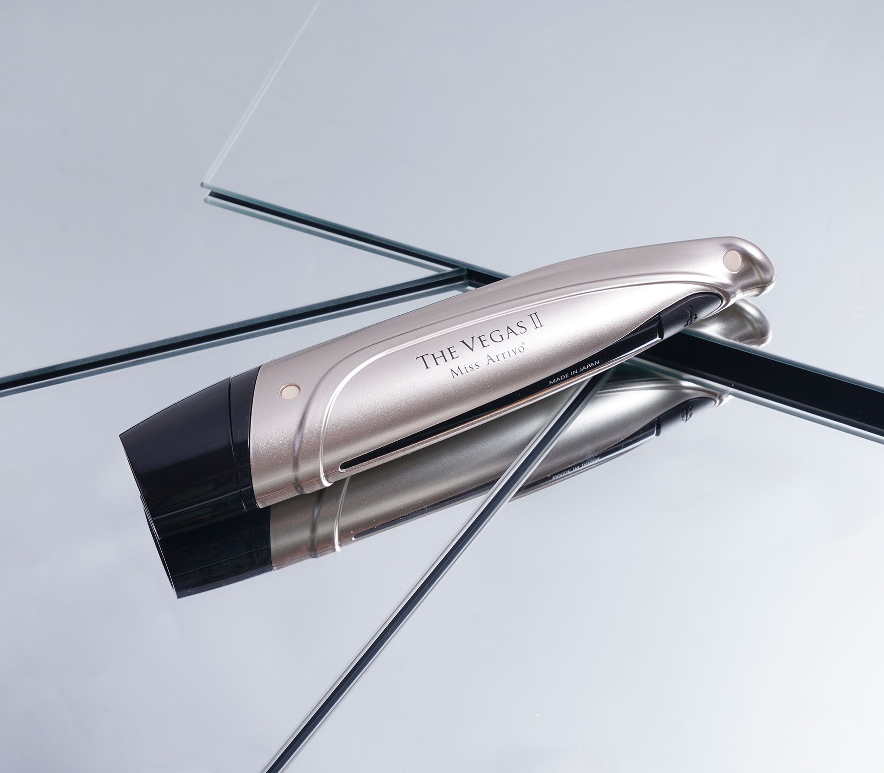 最高 小型美顔器THE VEGAS II Miss Arrivo ザベガスII ARTISTIC &CO