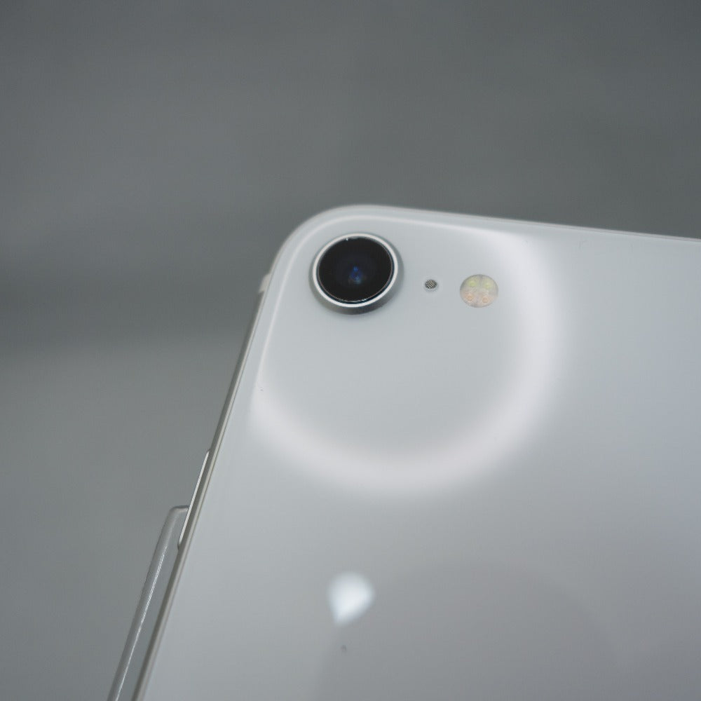 Apple】iPhone SE2 White 64GB MHGQ3J/A iPhone SE 第2世代 (SE2) 64GB