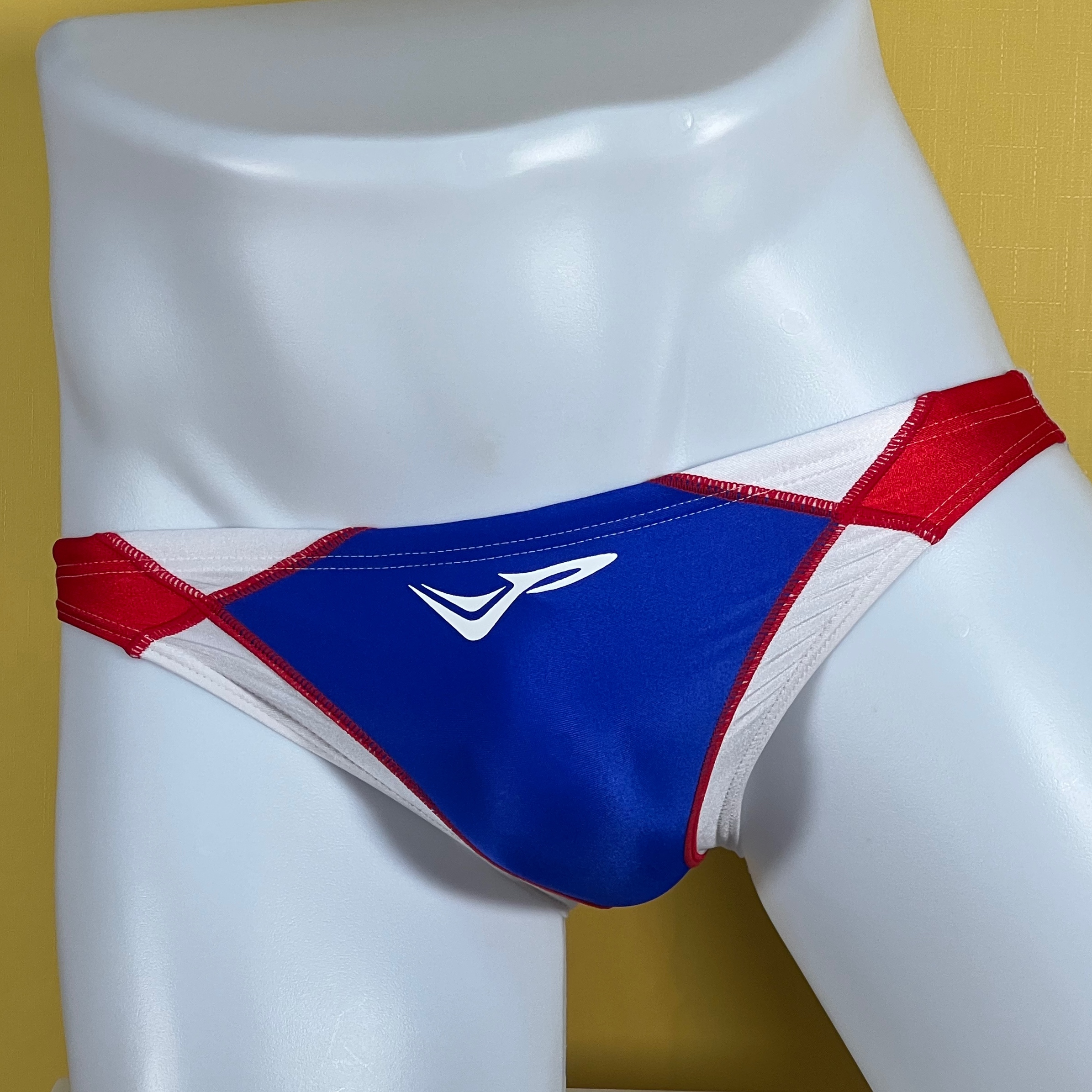 JUMP GAKUEN 潤風学園 競泳用パンツ 競パン 競泳用水着 ブーメラン