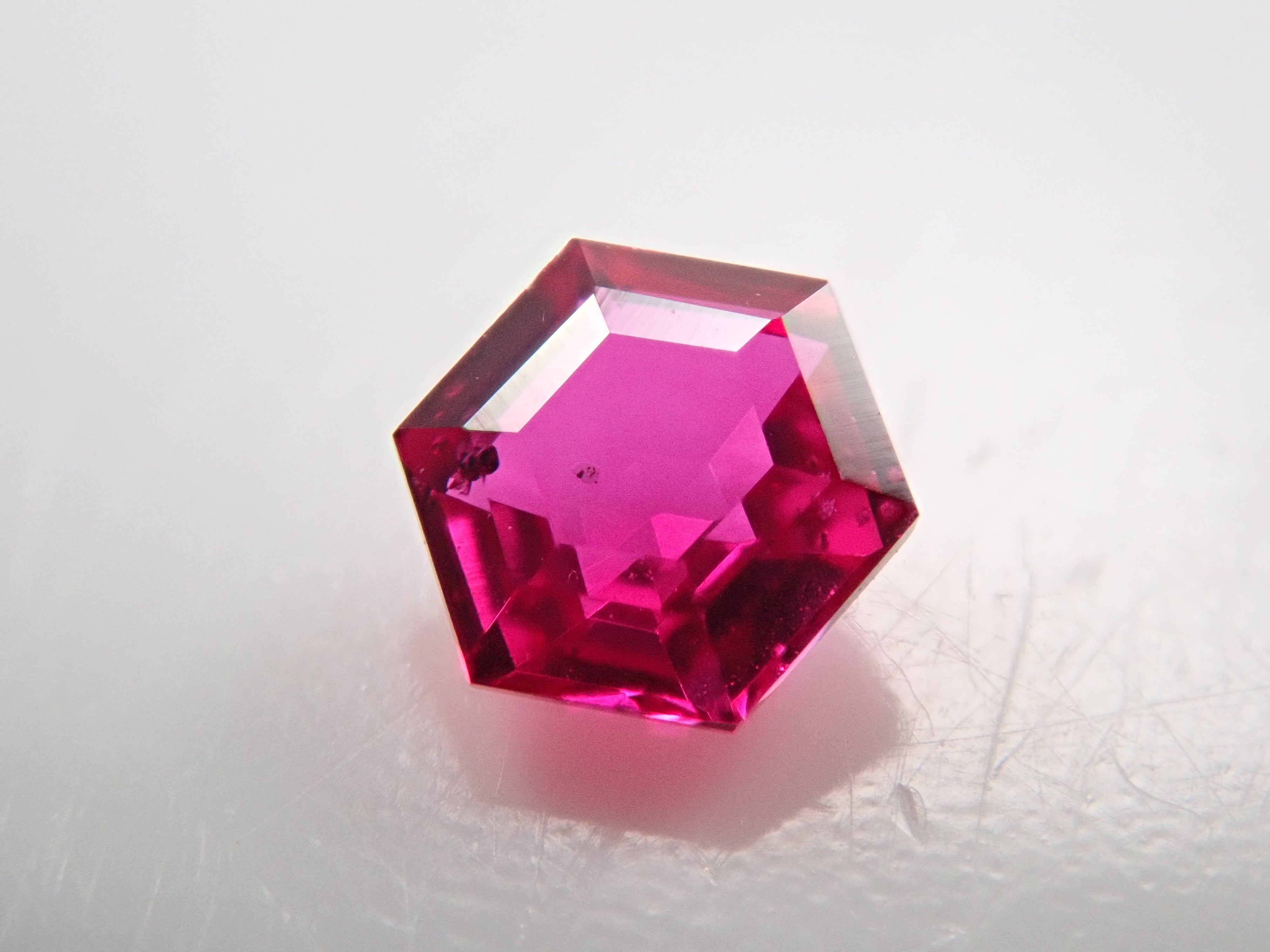 モザンビーク産】非加熱ルビー