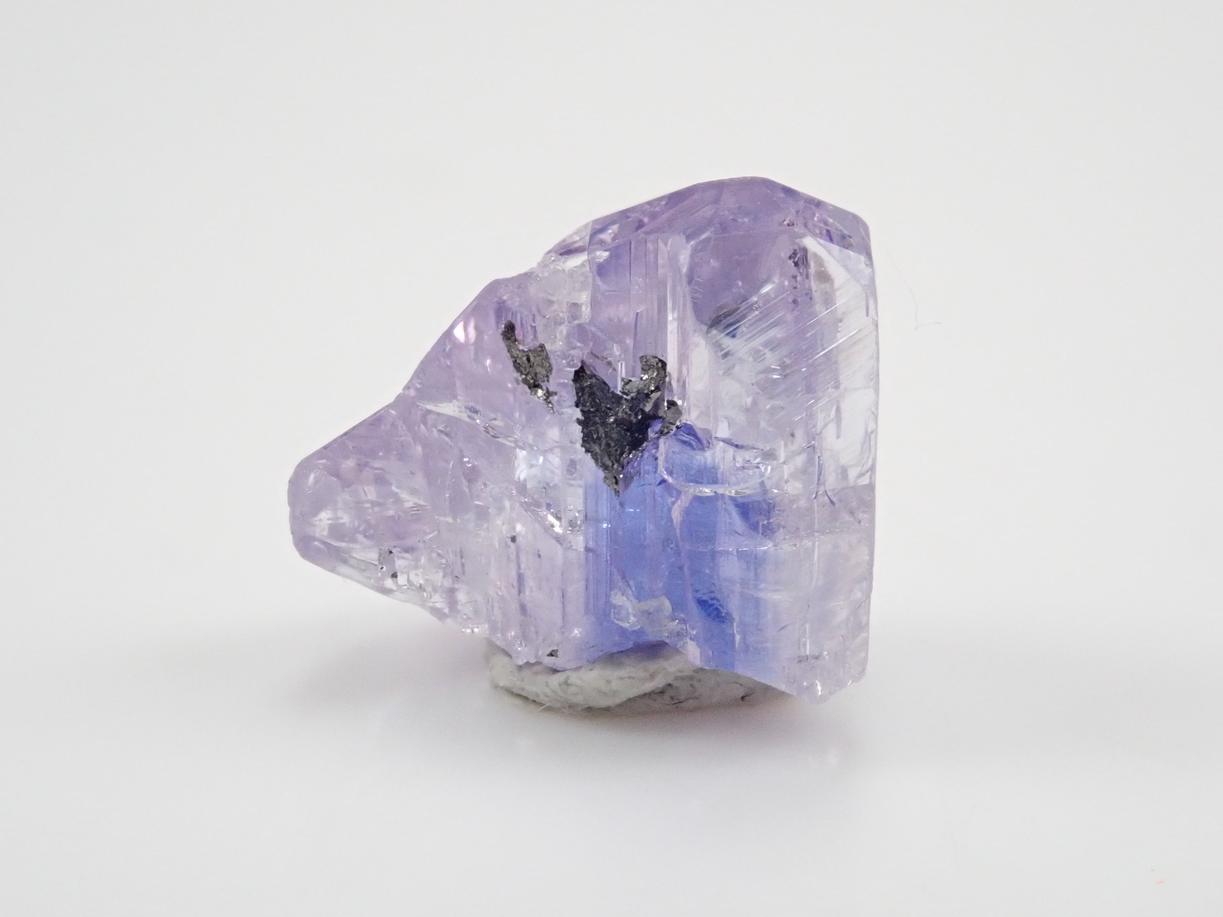 タンザニア産バイカラータンザナイト 4.804ct原石