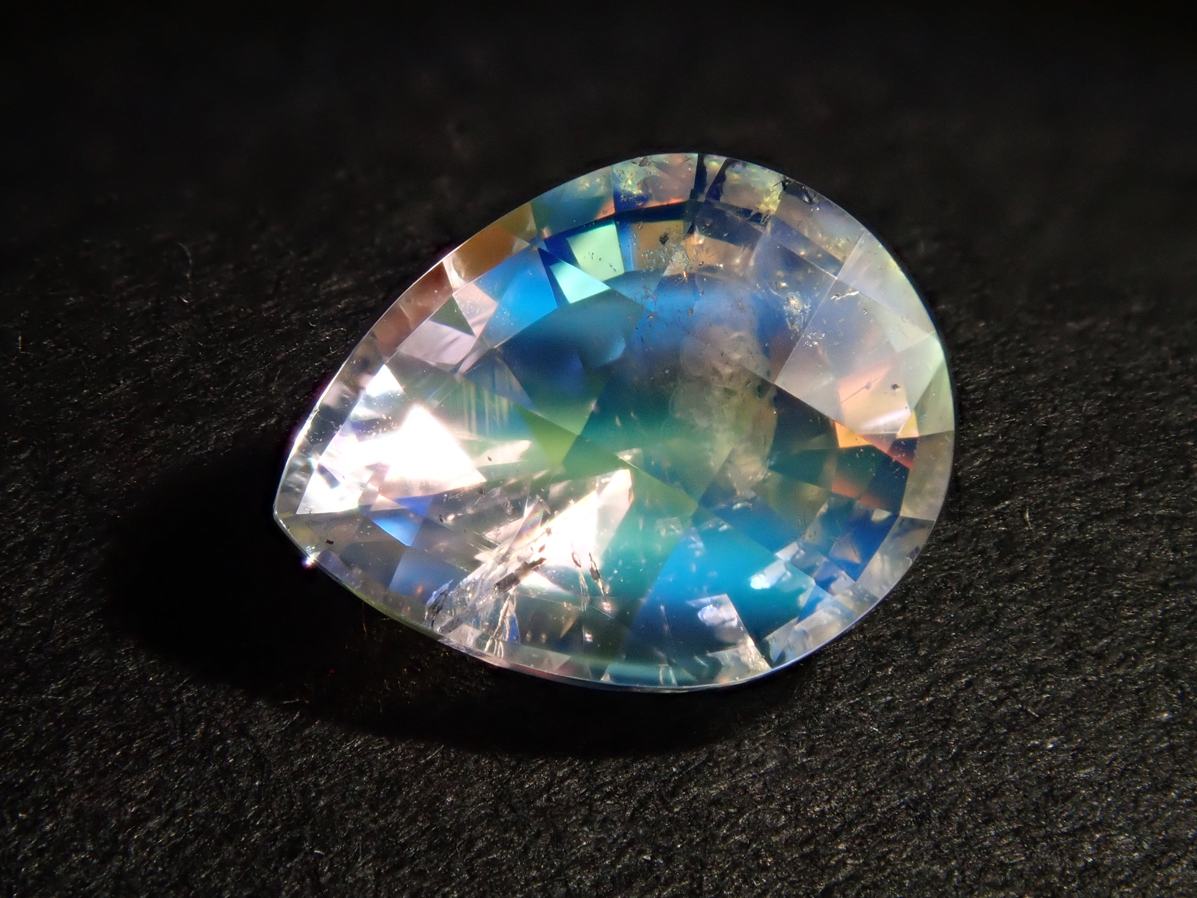 ナデシコ 究極品質 レインボーアンモライトとシルバーギベオンの六芒星