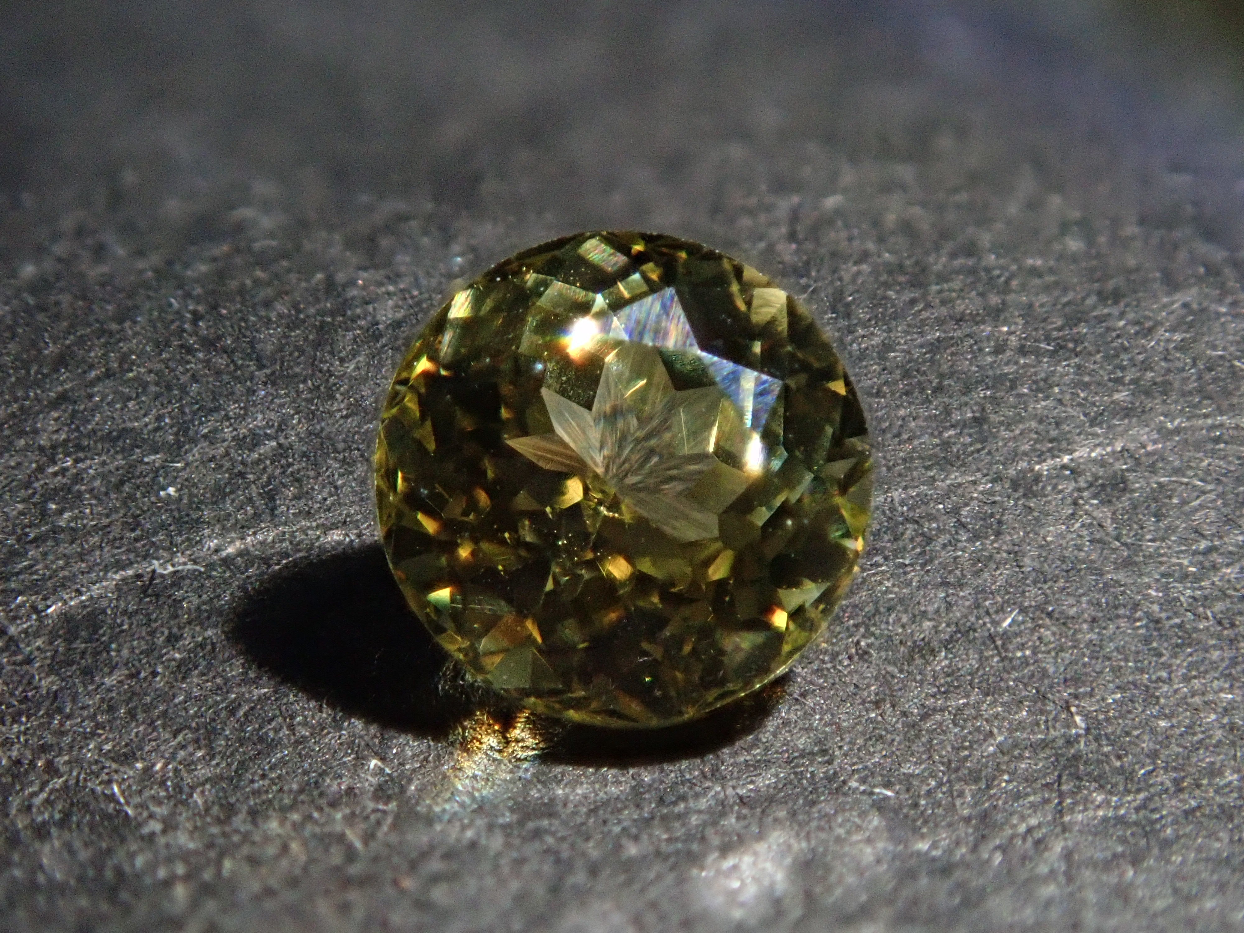 マリ共和国マリガーネット（グロッシュラー/アンドラダイト