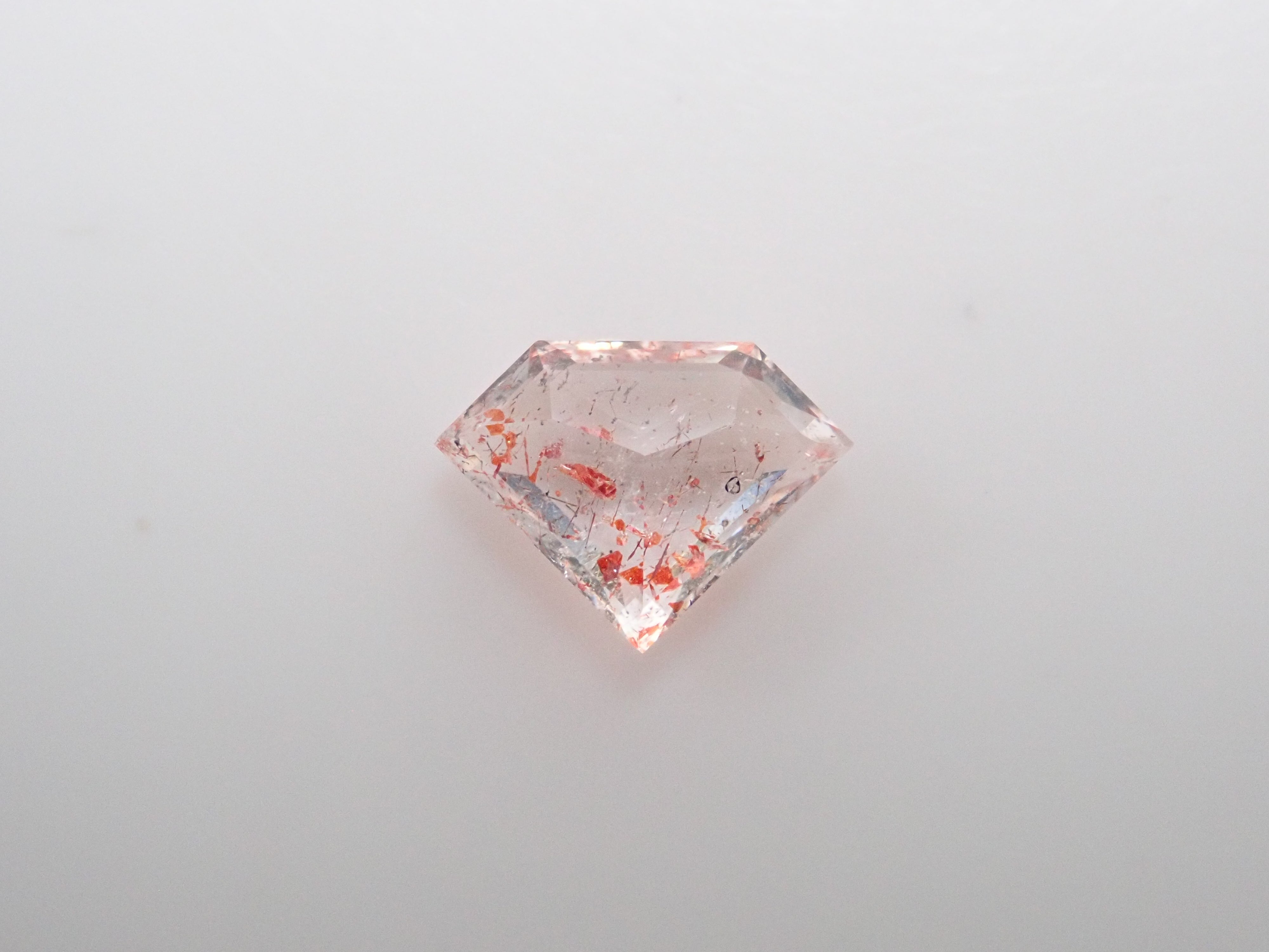 ブラジル産レピドクロサイトインクォーツ 0.692ctルース