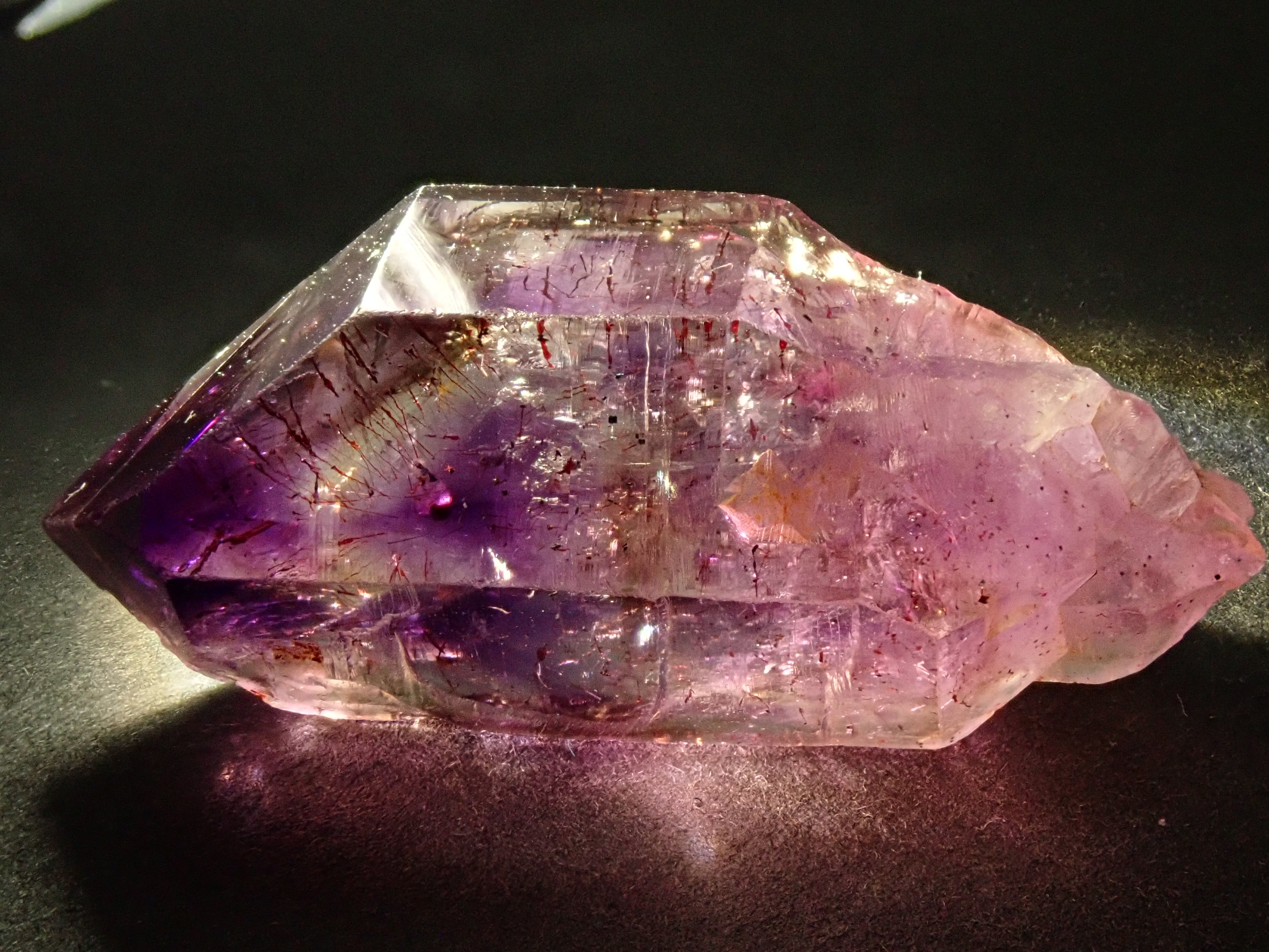 ▽後右1054 アメジスト 原石 重さ11.4kg 縦30cm 横43cm 【公式通販】