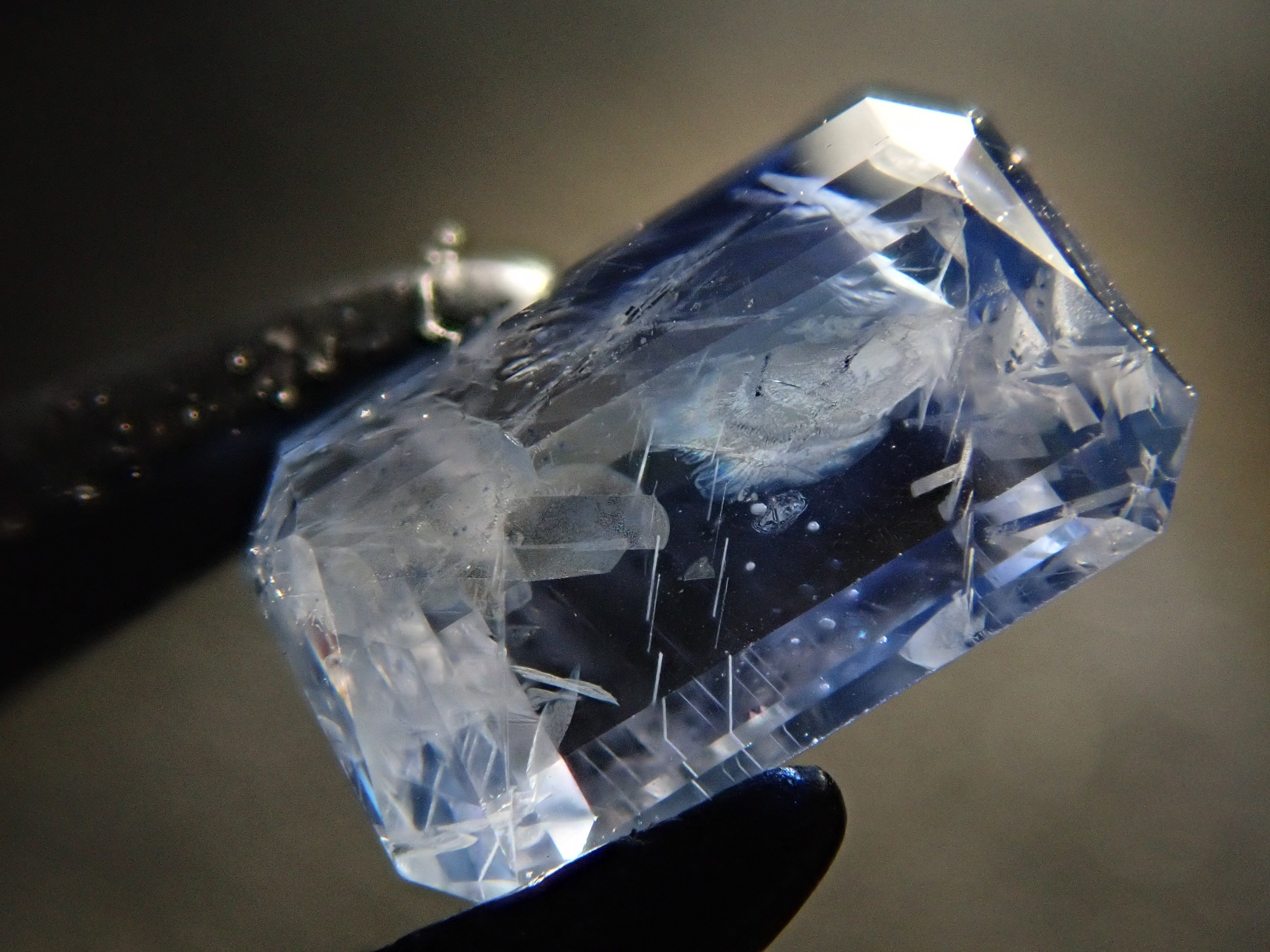 ウインザサファイア 結晶 タンザニア産 ウインザサファイア 原石 結晶