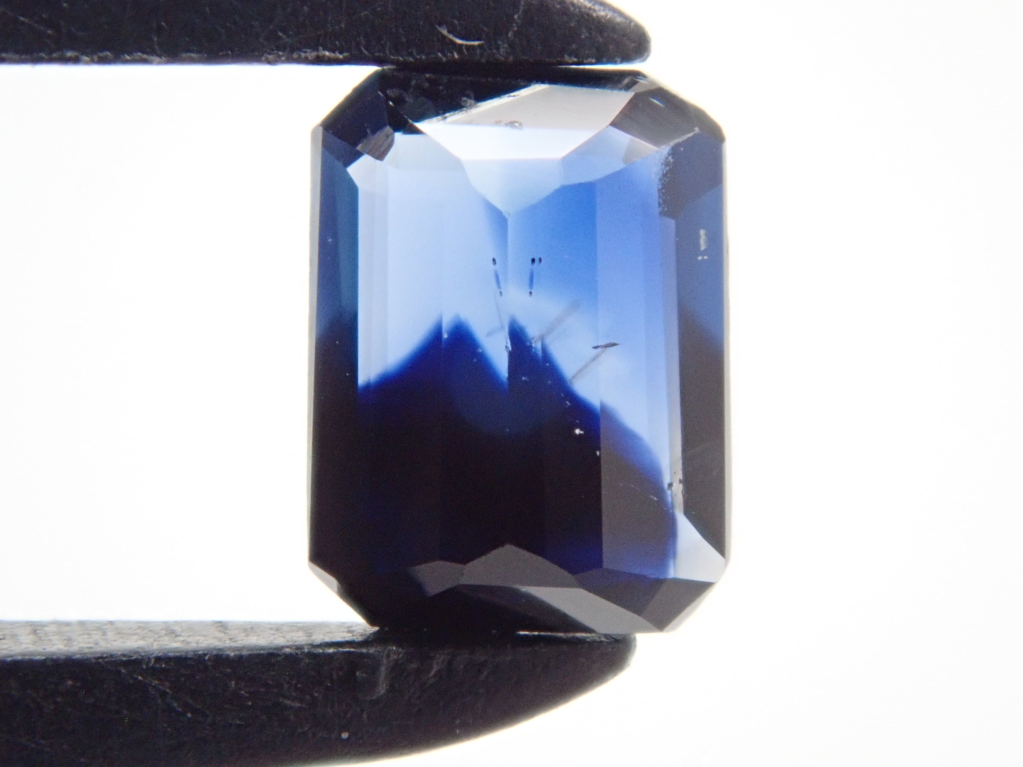 バイカラーサファイア 0.404ctルース