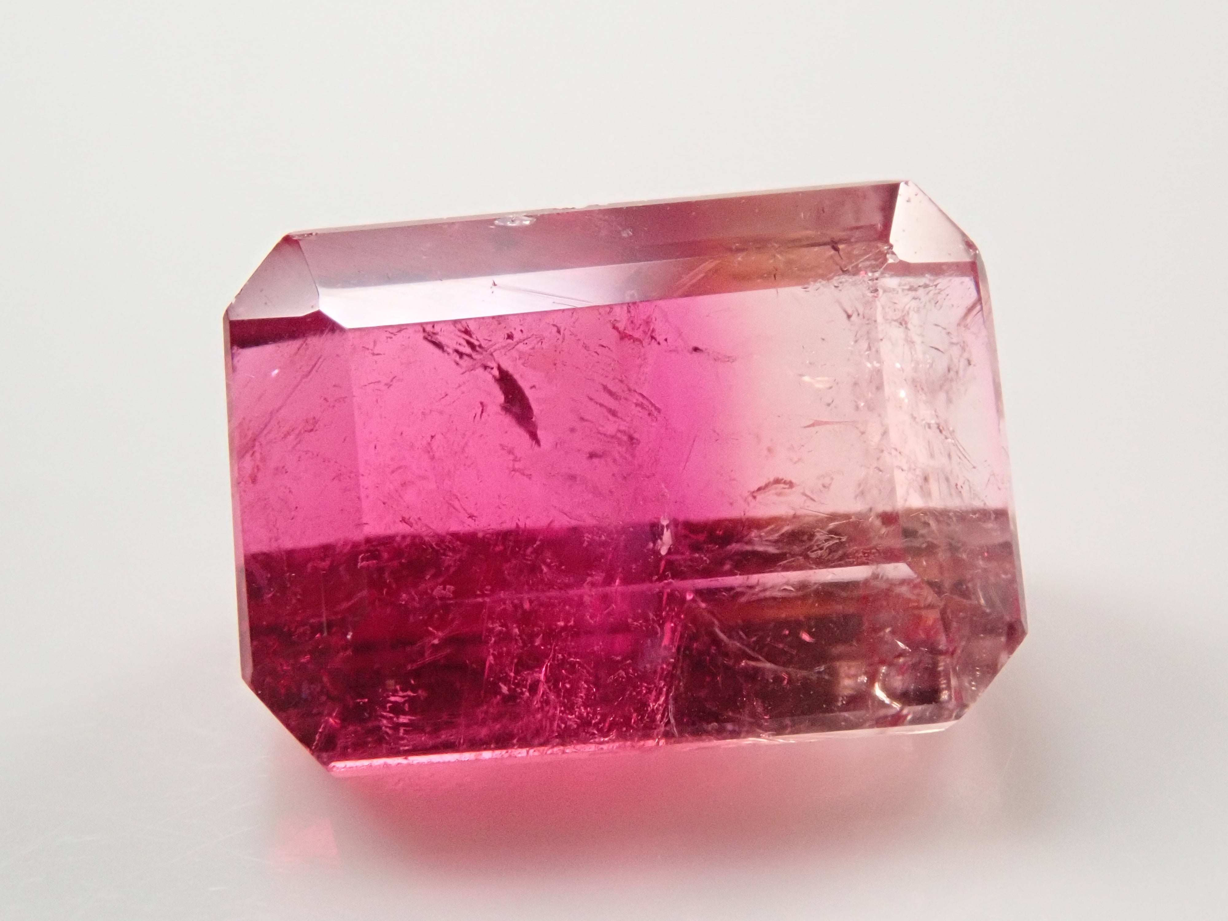 アフガニスタン産バイカラートルマリン（通称名：バイカラールベライト