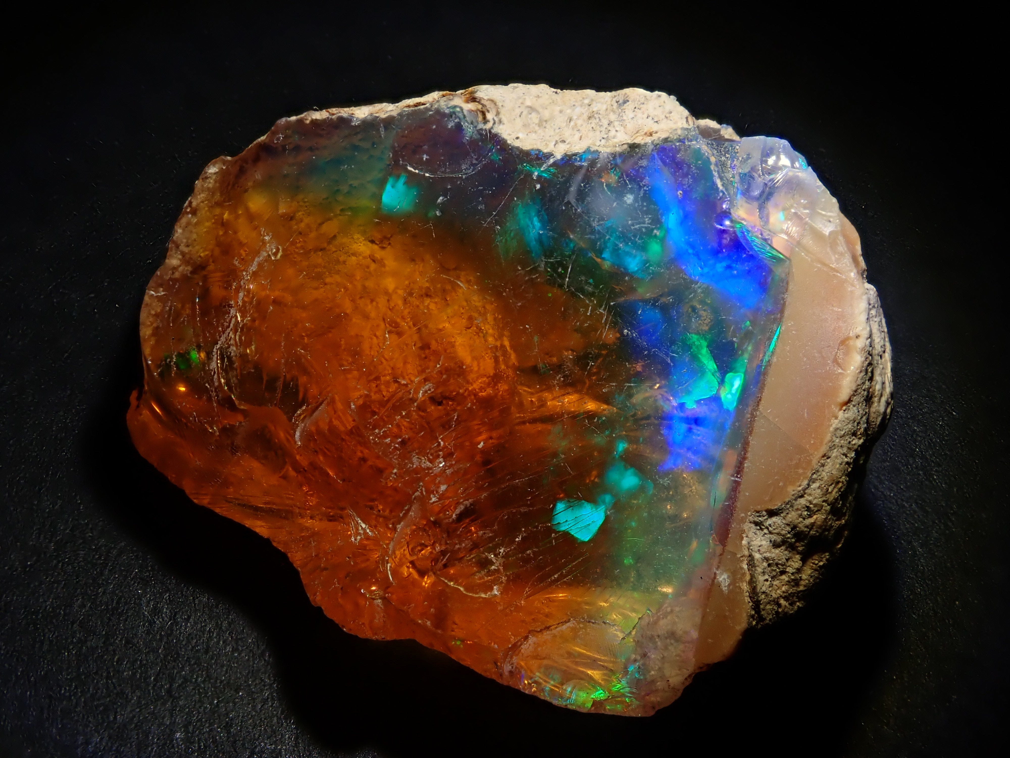 エチオピア産オパール 24.319ct原石