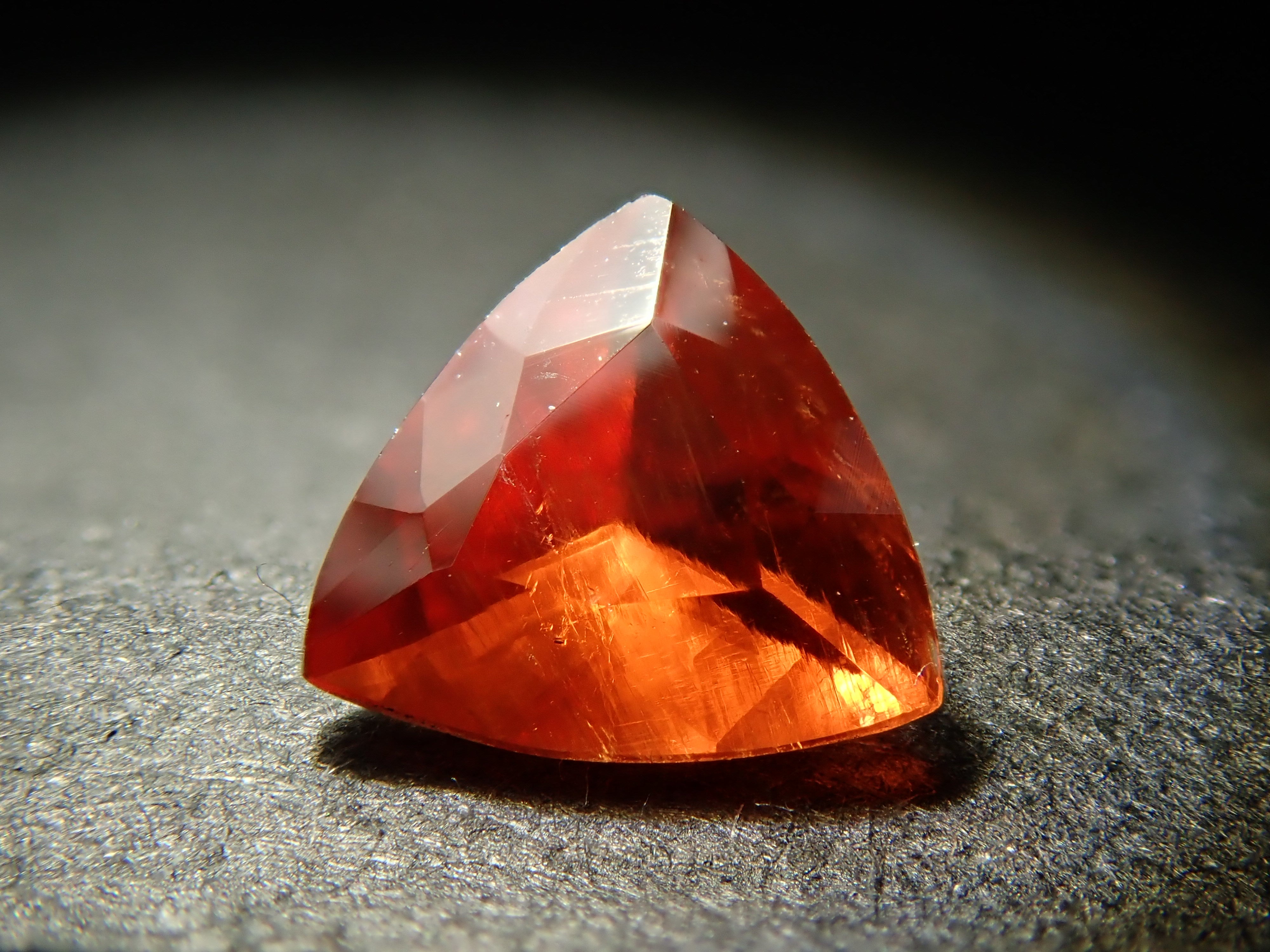 2024 ~憧れのローズレッド♪宝石質ロードクロサイト(南アフリカ産