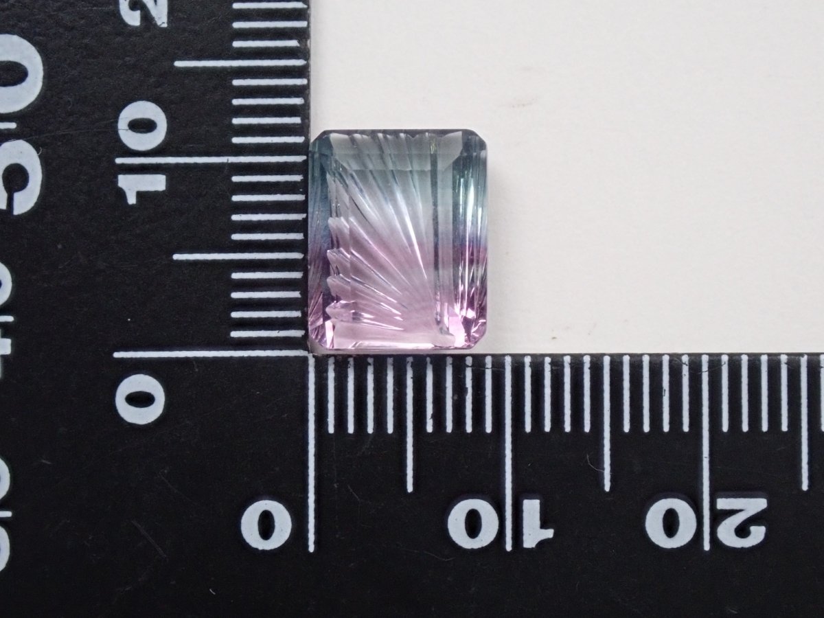 甲州貴石切子】バイカラーフローライト 5.030ctルース ワッペン