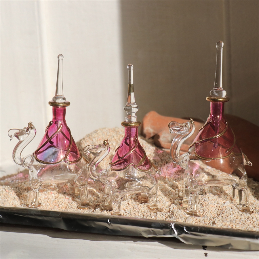 エジプト 香水瓶 強化ガラス製の高級品 9本セットプラスおまけ