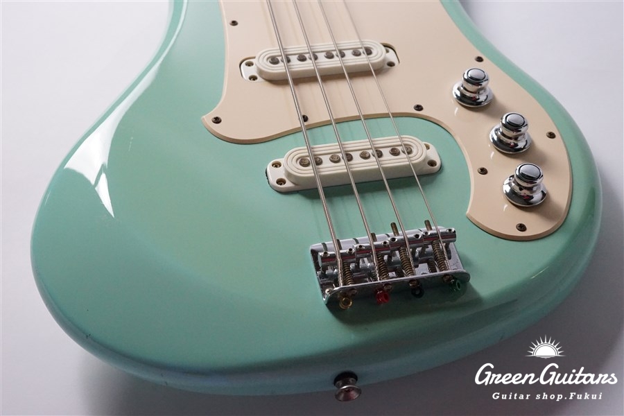 YAMAHA SBV-500 - sonic blue | Green Guitars Online Store