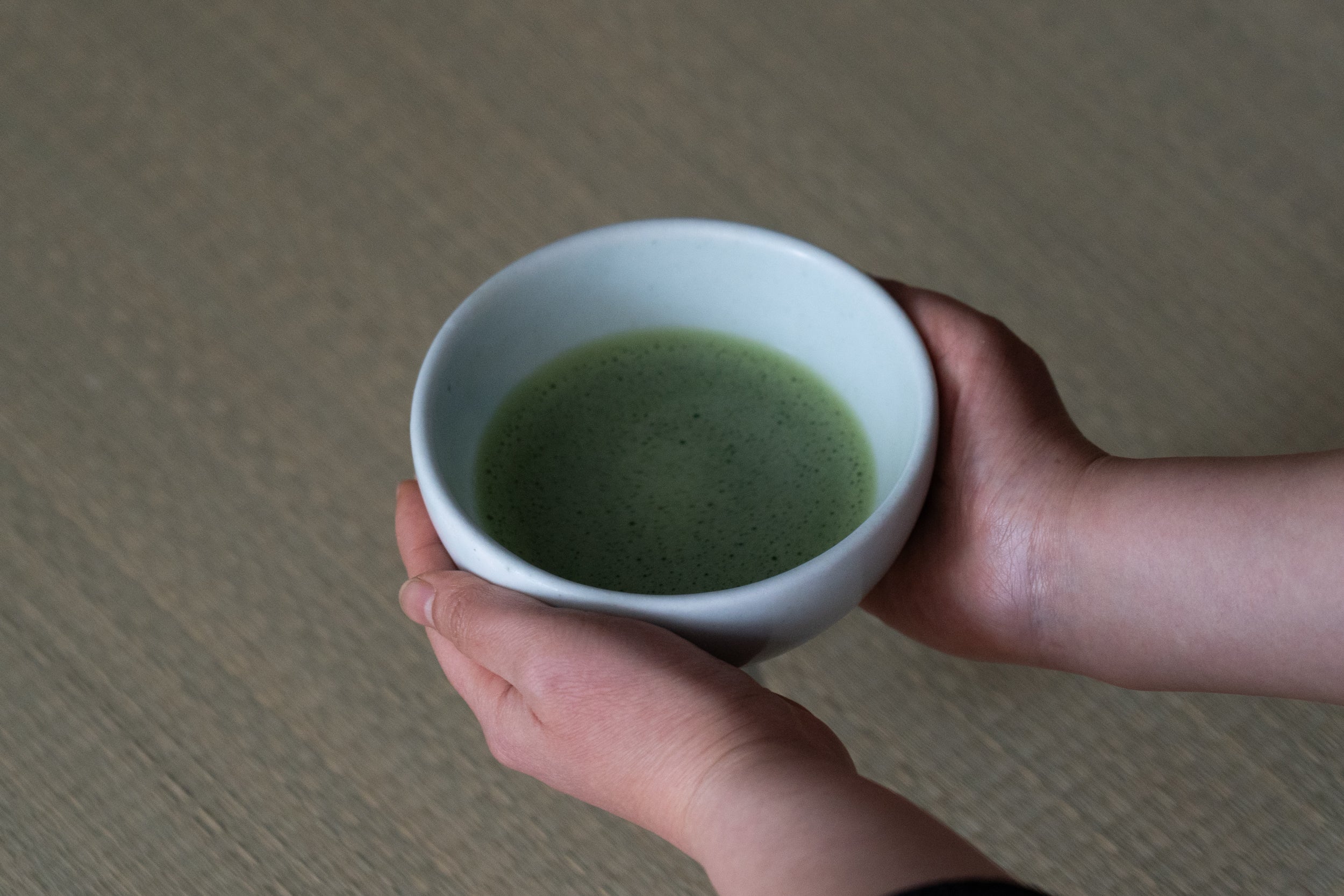 w089 李朝 白磁 馬上杯 金直し 木箱入り 酒器 w089 李朝 白磁 馬上杯