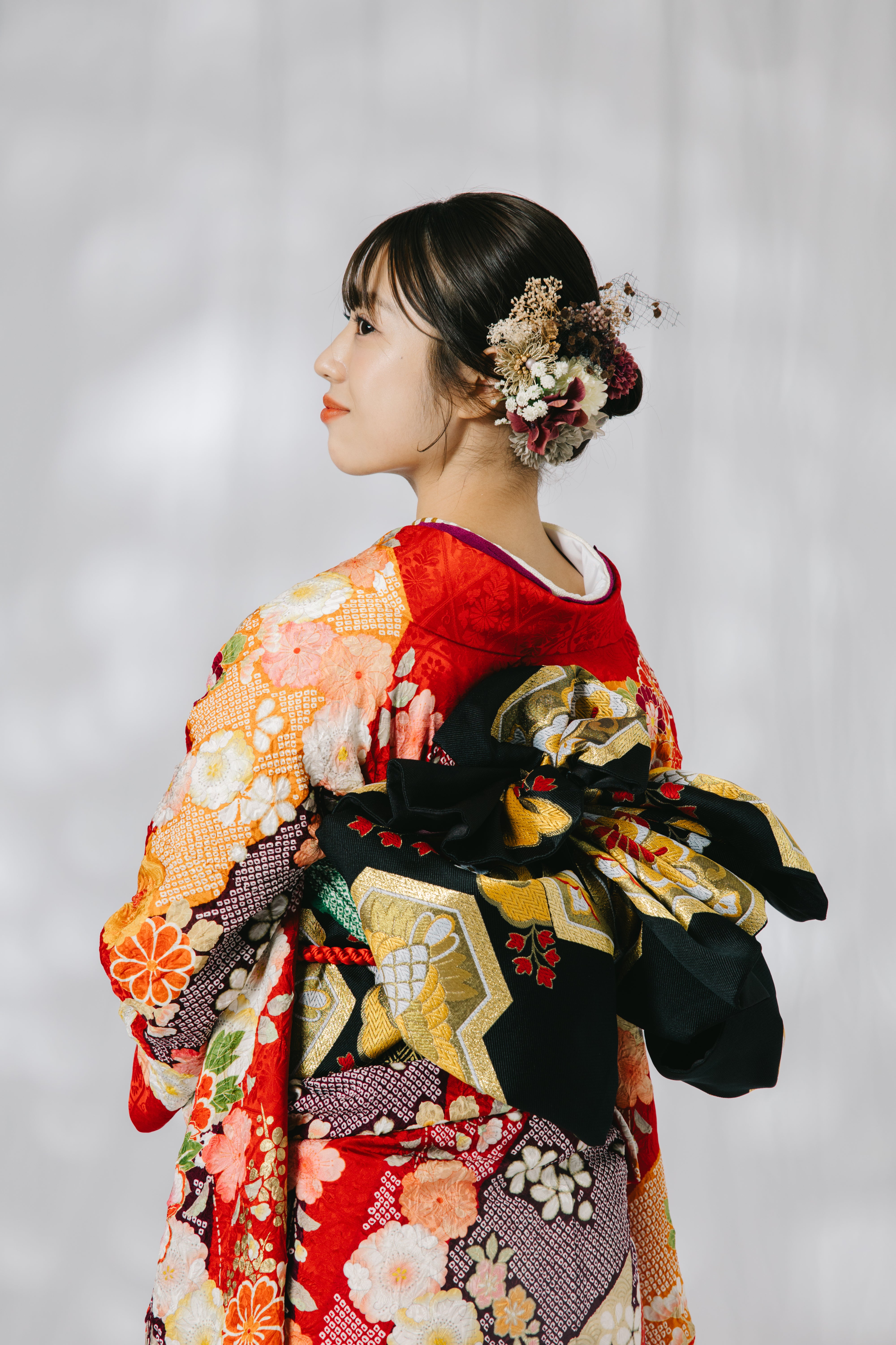 赤絞り 牡丹 菊 辻が花 正絹振袖【503】 – SAKURA TOKYO