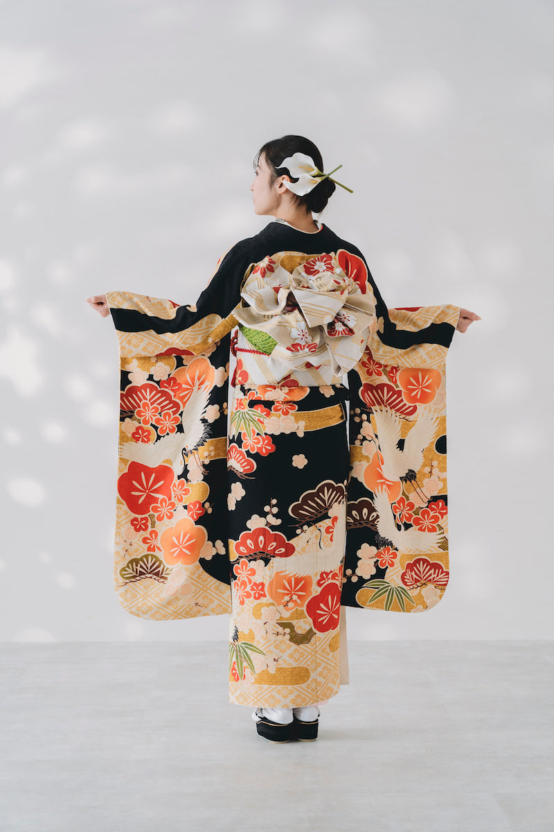 黒地 鶴柄 正絹振袖【269】 – SAKURA TOKYO