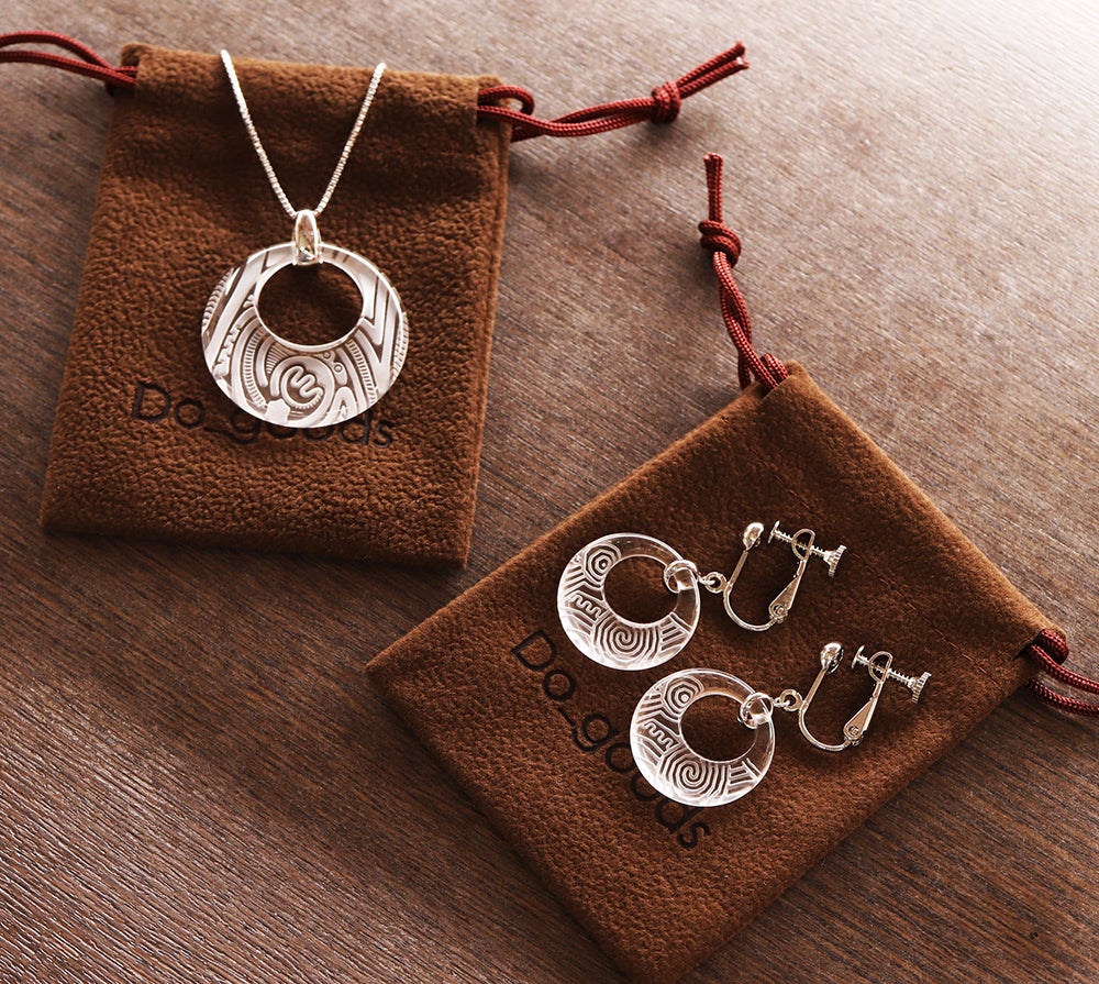 1万年前の神秘の美しさ】縄文時代の土器の文様を水晶に刻んだ