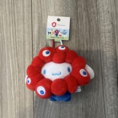 ミャクミャク×シナモロール シナモンなりきりぬいぐるみマスコット