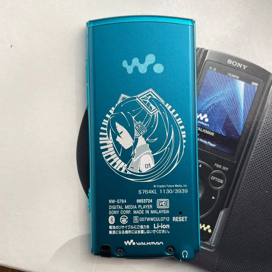 初音ミク生誕5周年記念モデルNW-S764K