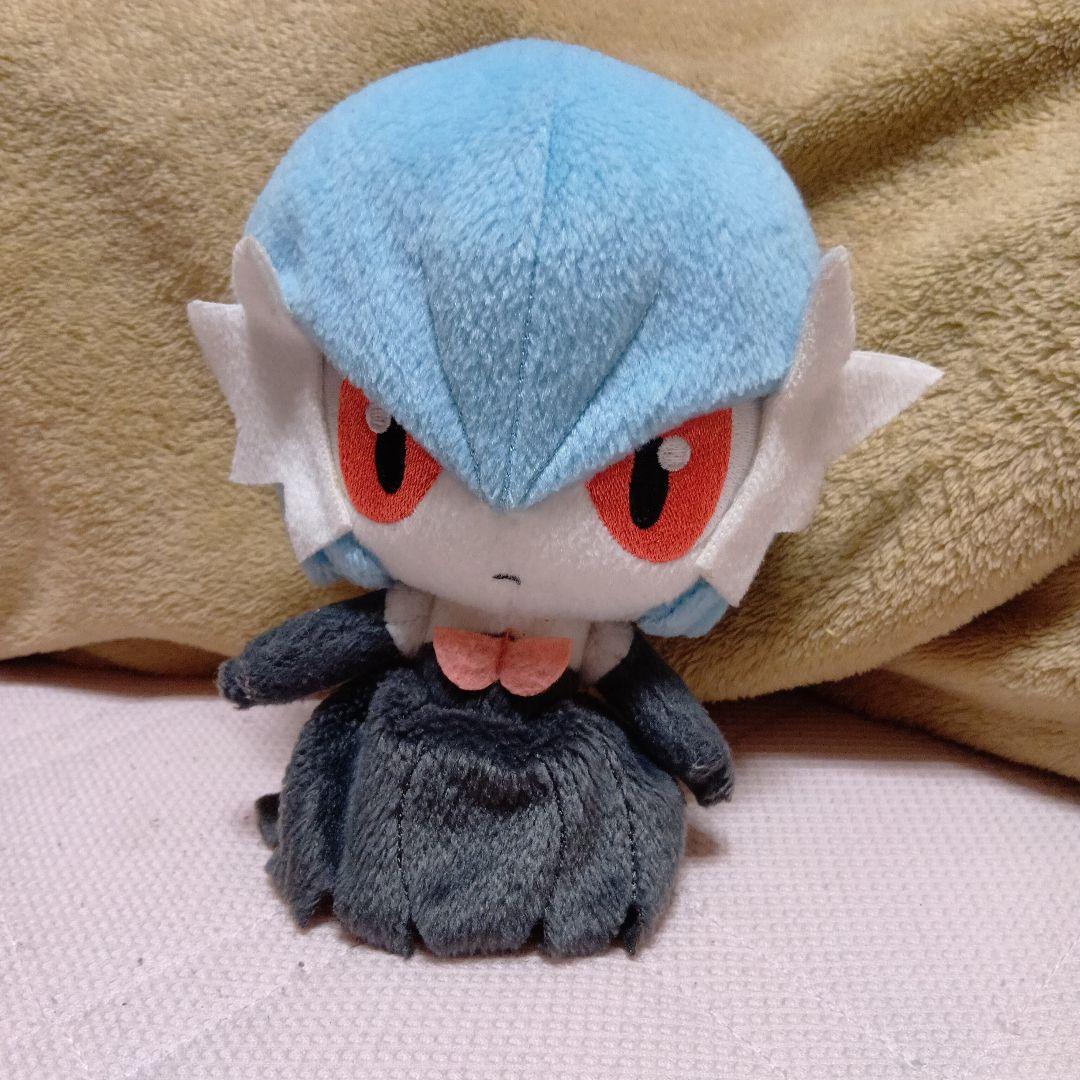 ポケモン・ザ・ムービー XY&Zコロっとまんまるぬいぐるみ 黒いメガ