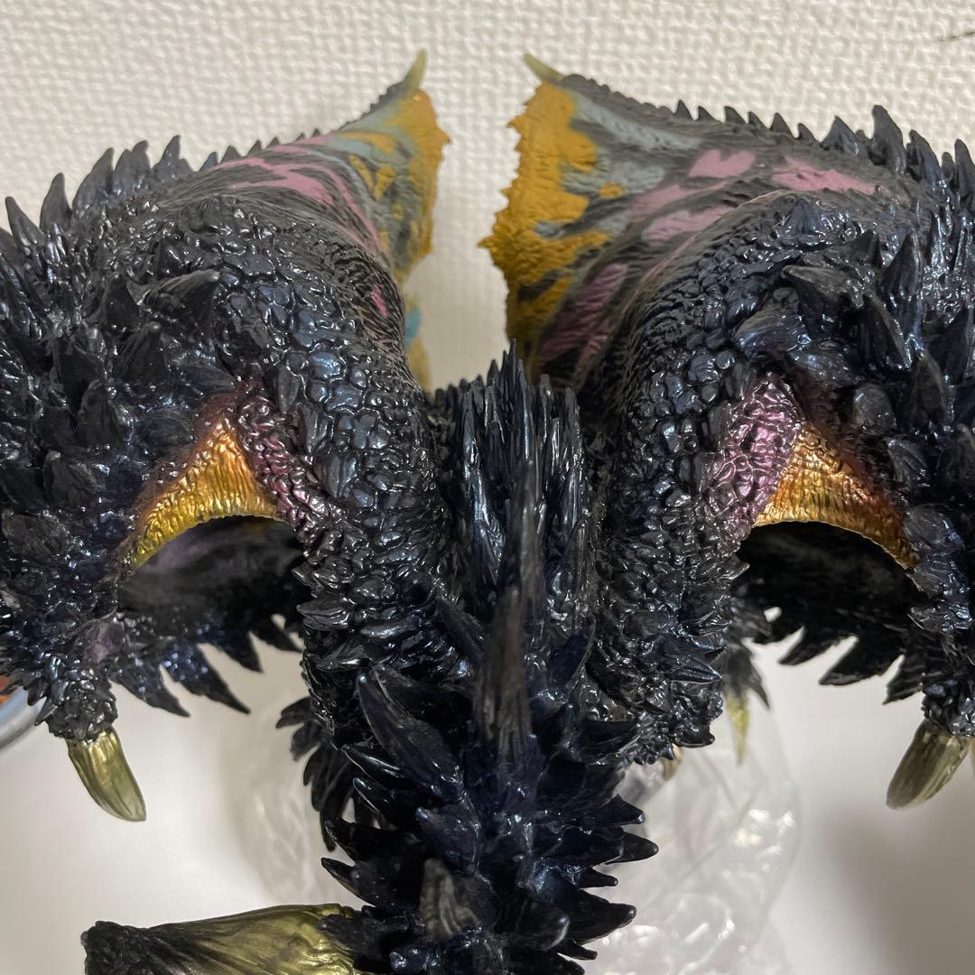 歴戦王　ネルギガンテ　クリエイターズモデル　フィギュア　CFB