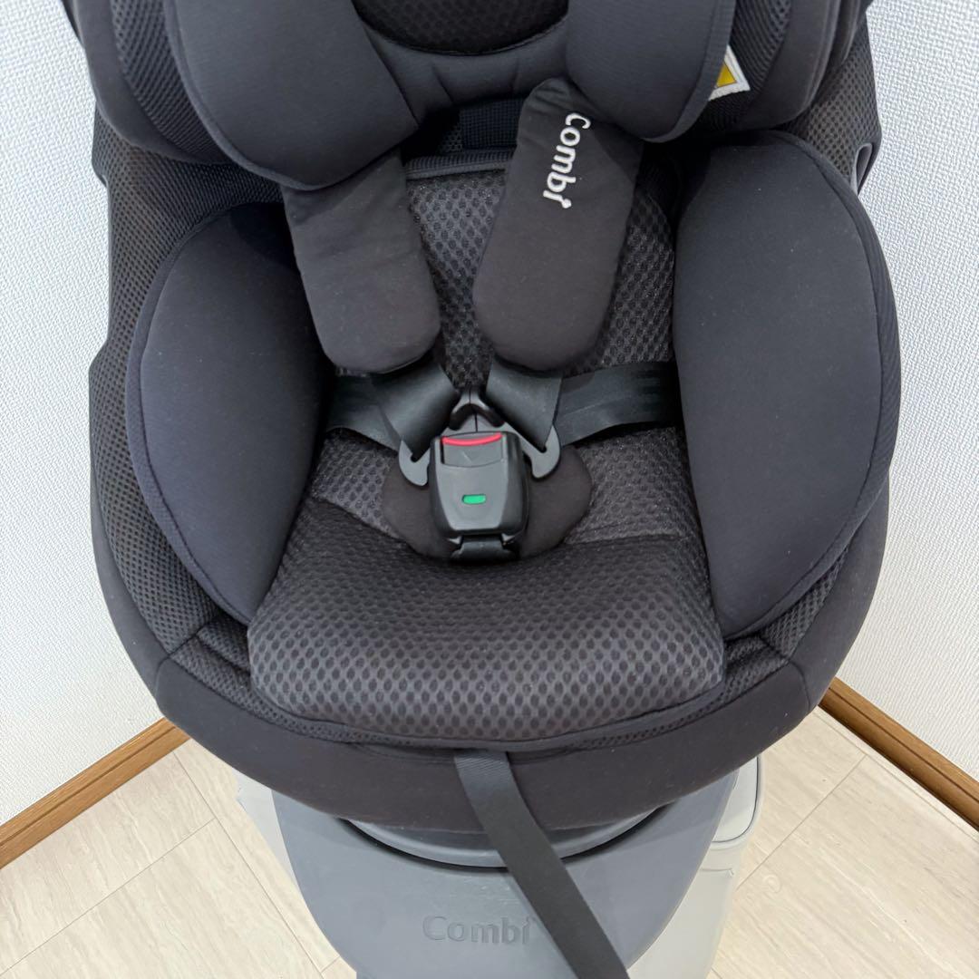 美品 上位モデル】コンビ THE S plus ISOFIX ZB-750