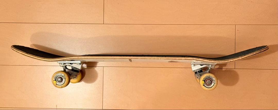 【美品】スケートボード　コンプリート　ポーラー　8インチ