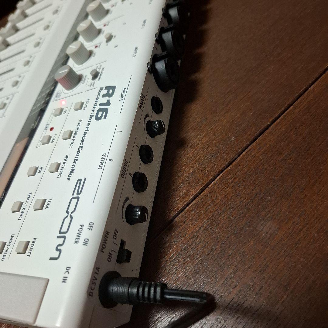 【完動品】ZOOM R16 純正ケース付き