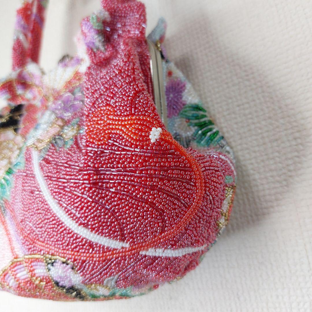 手刺本刺繍　和装　成人式　浴衣　ビーズ花柄バッグ　扇子