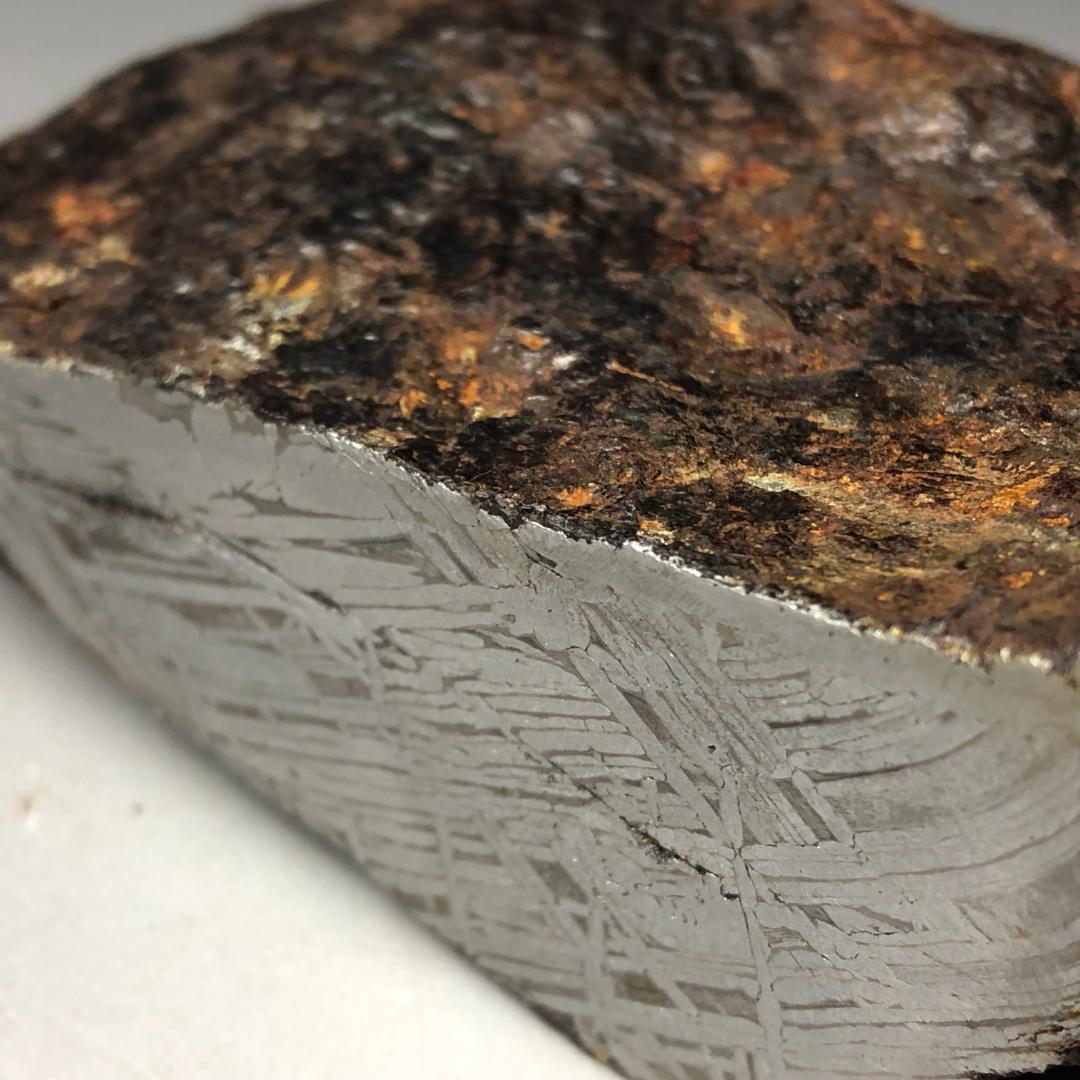 アルタイ隕石 隕石 鉄隕石 エンドカット ナチュラル 重さ約680g