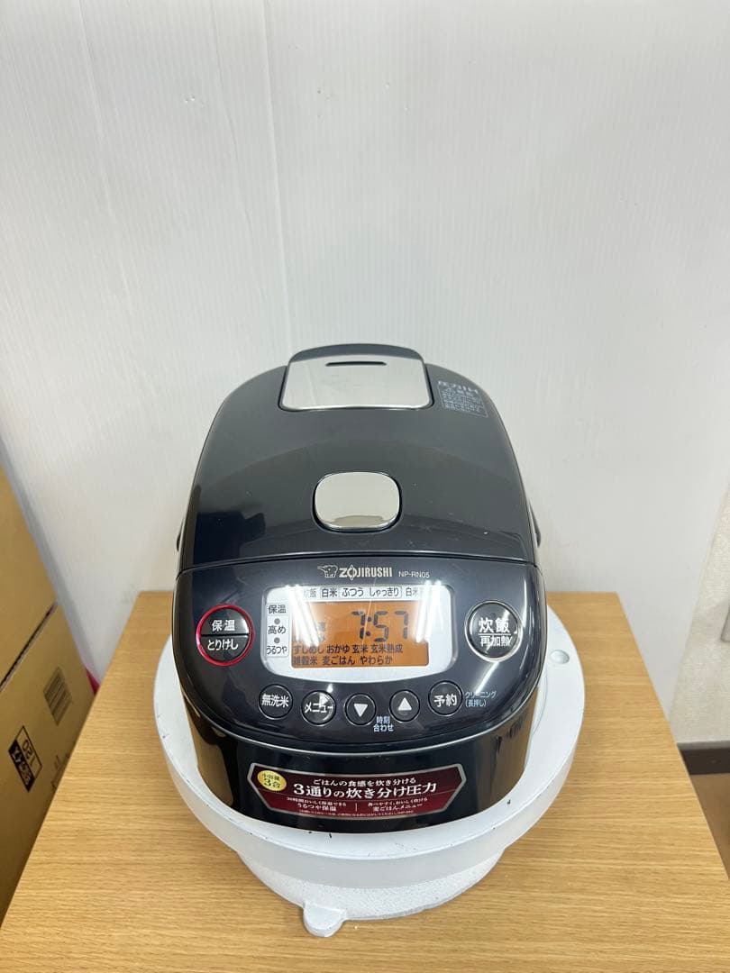 象印 IH炊飯器 NP-RN05｜3合｜ブラック｜動作確認済み 2024年製 象印、3通りの食感に炊き分けられる圧力IH炊飯ジャー「極め炊き」3合