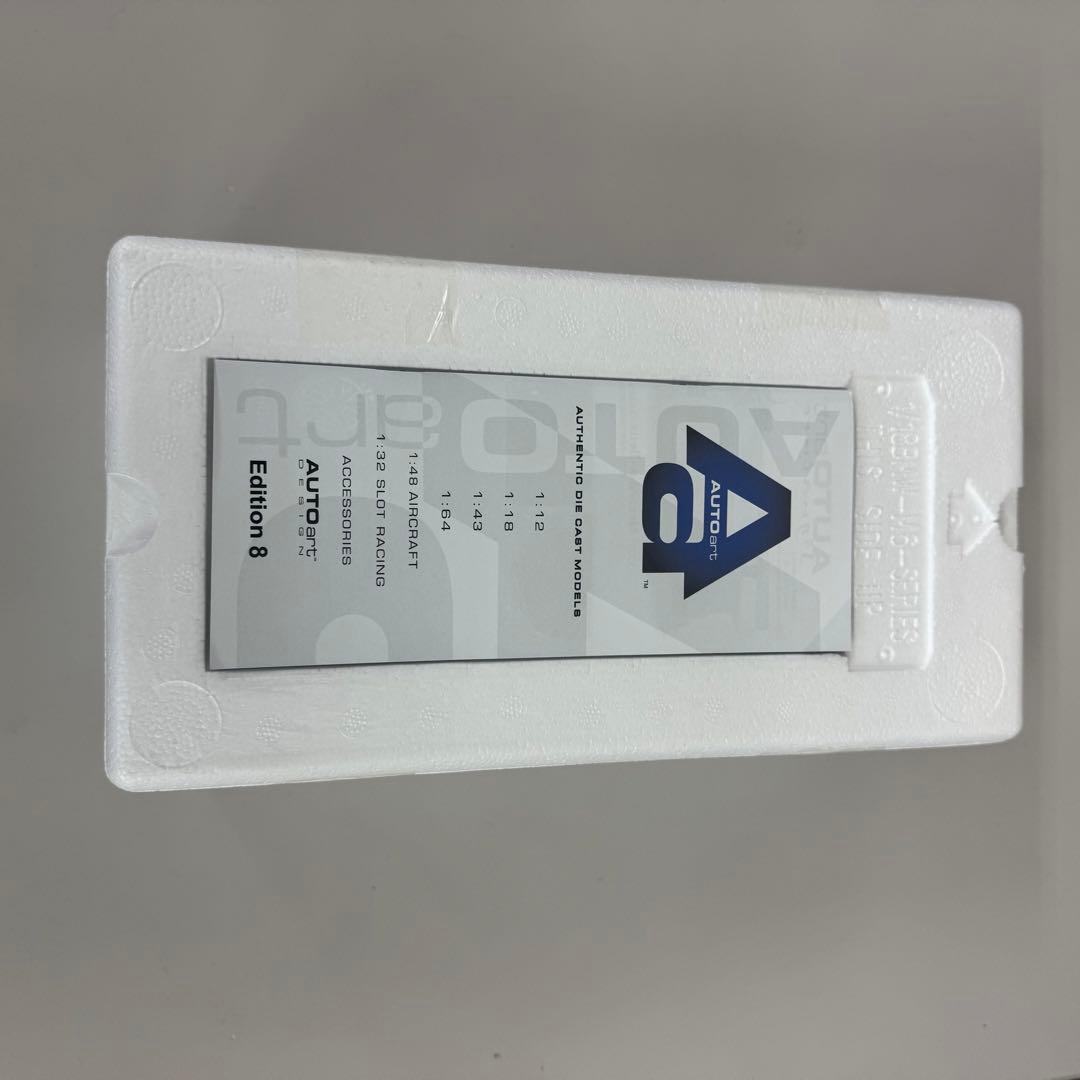 【新品】オートアート BMW M635 CSi Shadow-Line 1/18