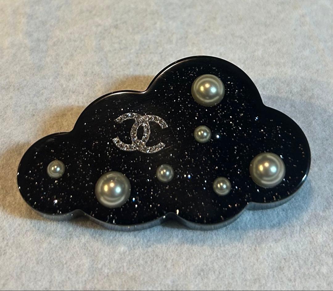 CHANELシャネル　ブローチ　雲　CCマーク パール CHANEL（シャネル） ブローチ ココマーク CCマーク ゴールド シルバー