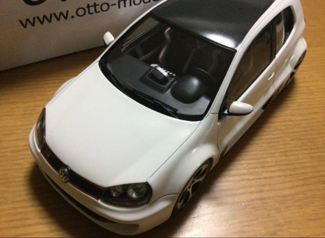 OTTO VW GOLF V GTI W12-650 1/18 新品 - メルカリ
