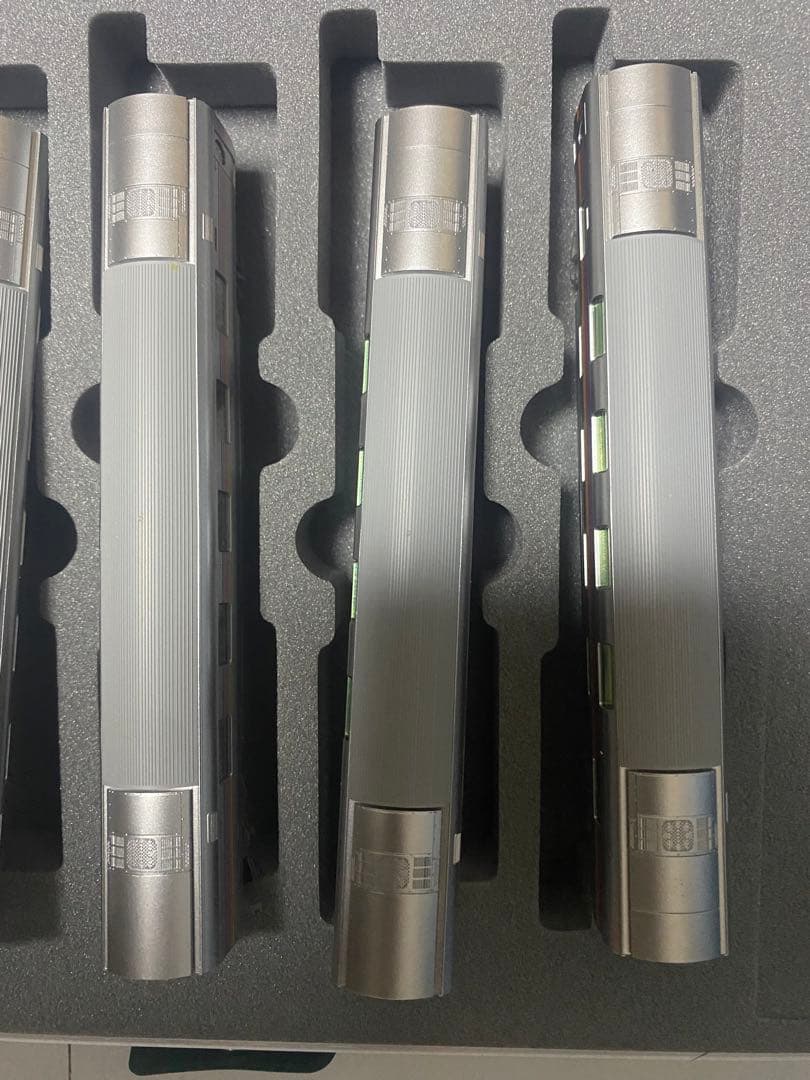 全車純正室内灯付き！　KATO 10-1336 E26系「カシオペア」12両