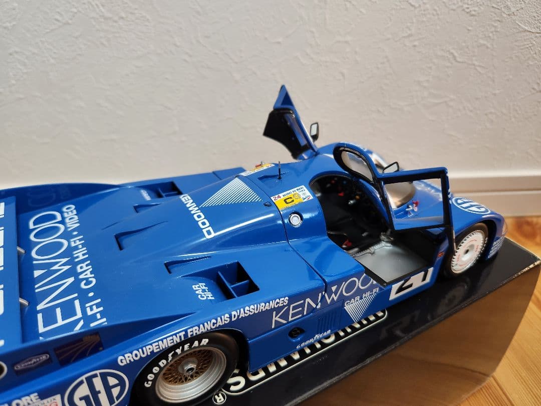 【ミニチャンプス】1/18KENWOOD ポルシェ956
