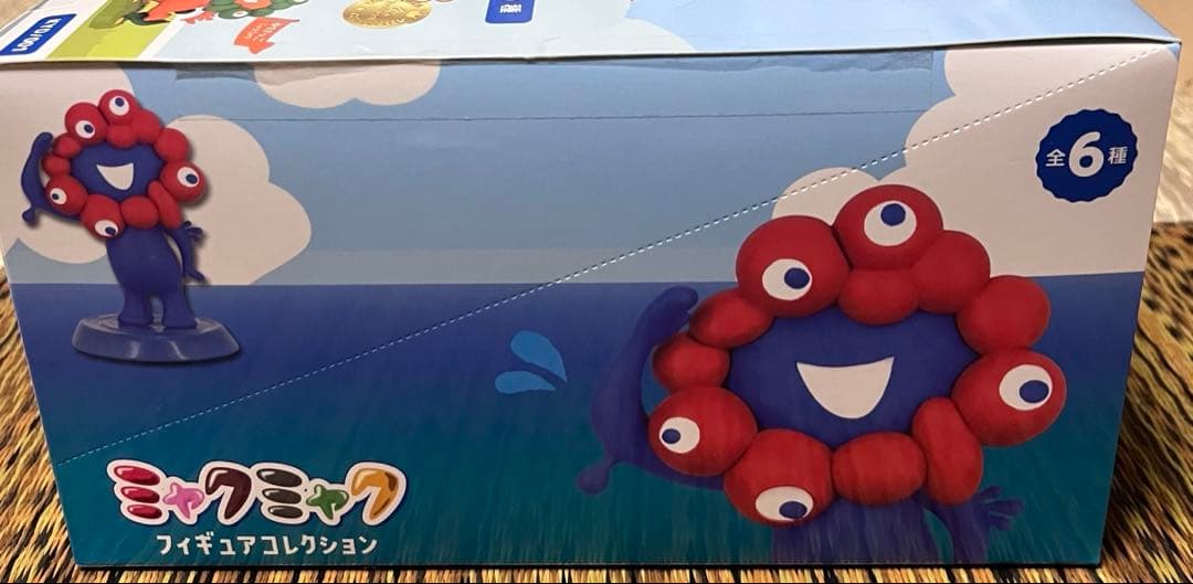 新品　未開封　ミャクミャク フィギュア　コレクション
