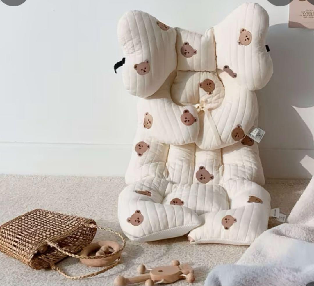 【美品】エールベベ　チャイルドシート　クルットRザ・ファースト2 パールベージュ