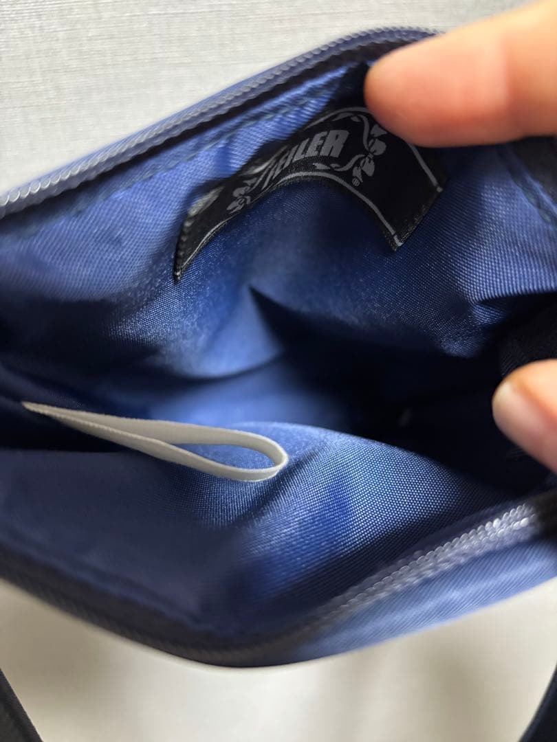 ハイジ　スマホショルダー　HE-231368