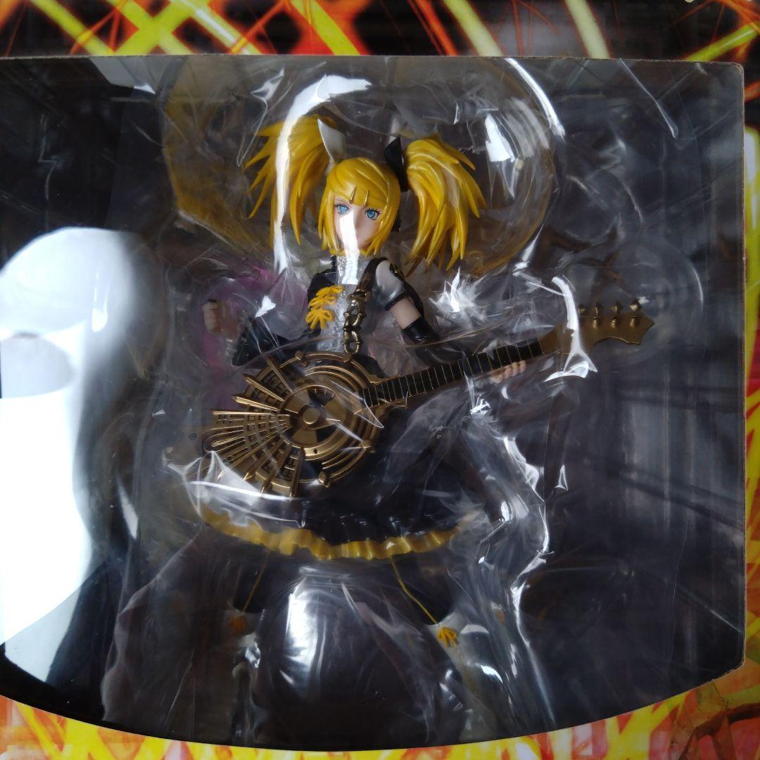 鏡音リン　炉心融解1/8スケールPVC塗装済み完成品　新品未開封