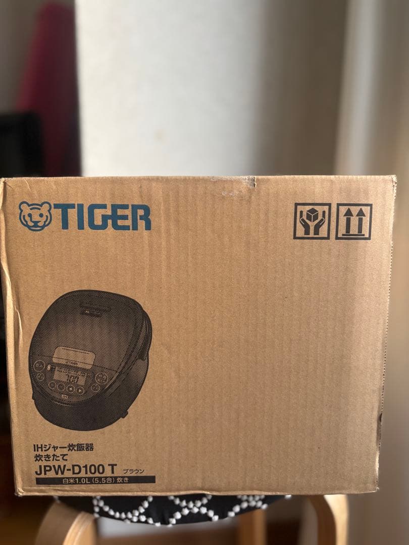 yuna　新品未使用　TIGER炊飯器 JPW-D100 T TIGER JPW-D100T ダークブラウン 炊きたて [IH炊飯器(5.5合炊き