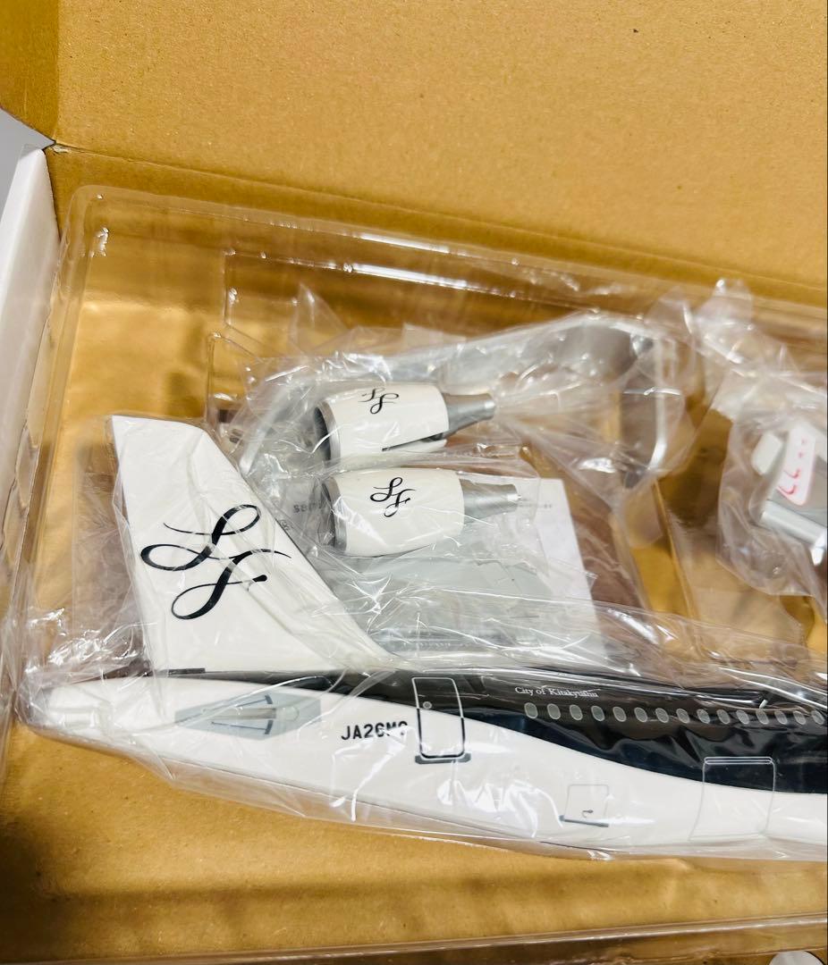 クロスウィング 1/100 A320 進撃の巨人 コラボ　未組立品